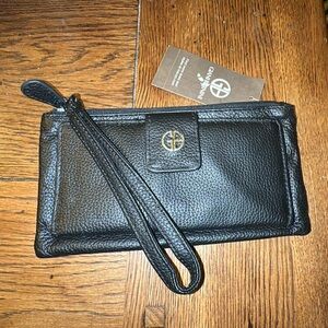 NWT Giani Bernini Softy Grab & Go Leather Wristlet